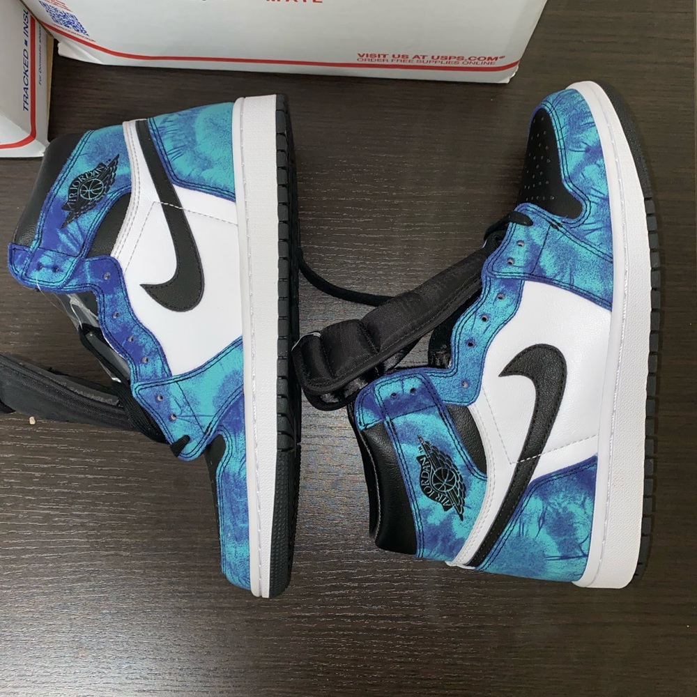 Jordan 1 tie dye